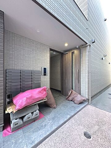 拡大写真:TKアンバーコート浜寺Ⅲ 1階106の外観
