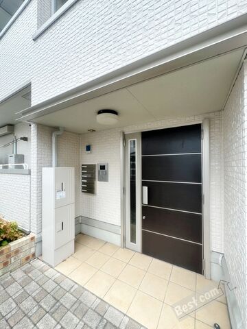 拡大写真:リヴィエール諏訪森 2階202のオートロック付きで部外者シャットアウト♪