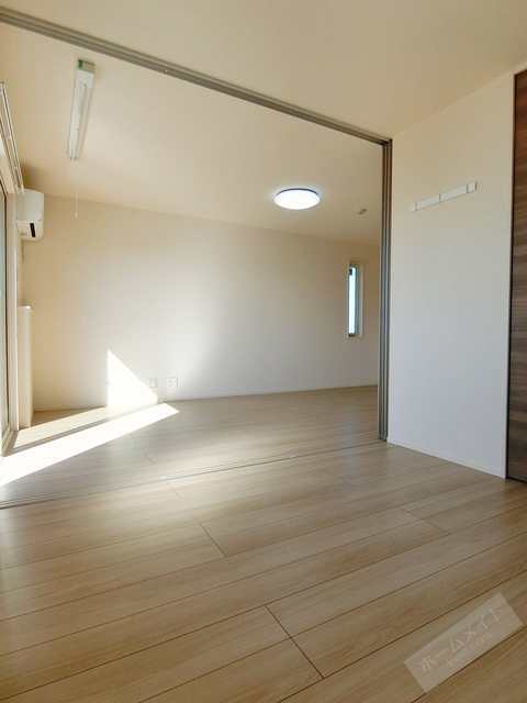 拡大写真:ルーチェ鳳 1階105の内観