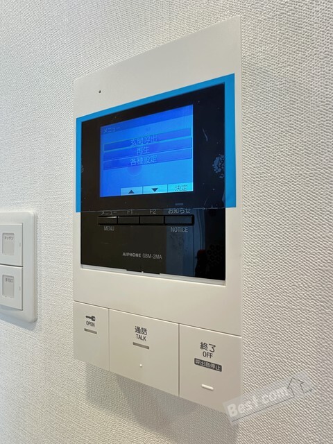 拡大写真:スペチアーレ堺 8階803のカラーモニターホンで来訪者を確認できます♪