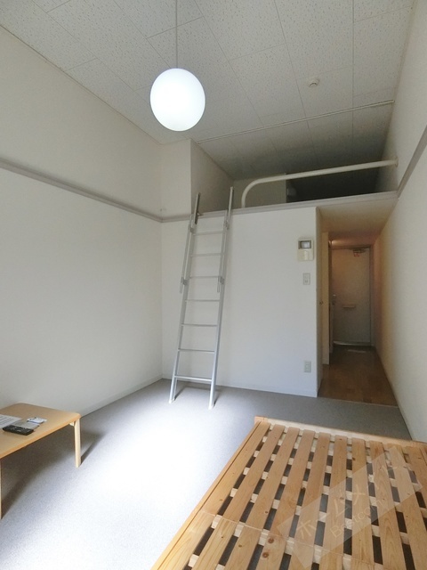 拡大写真:レオパレスプレノタートⅠ 1階105の内観
