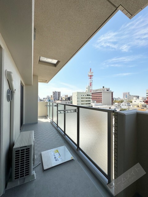 拡大写真:プレステージ10番館 2階203の日当た良好のバルコニー♪