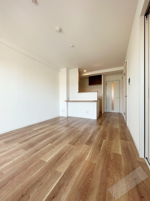 拡大写真:プレステージ10番館 2階203の内観