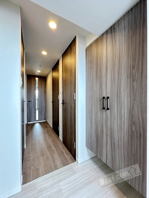 拡大写真:S-RESIDENCE堺湊駅前azure 13階1303の内観