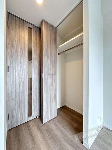 拡大写真:S-RESIDENCE堺湊駅前azure 13階1303の内観