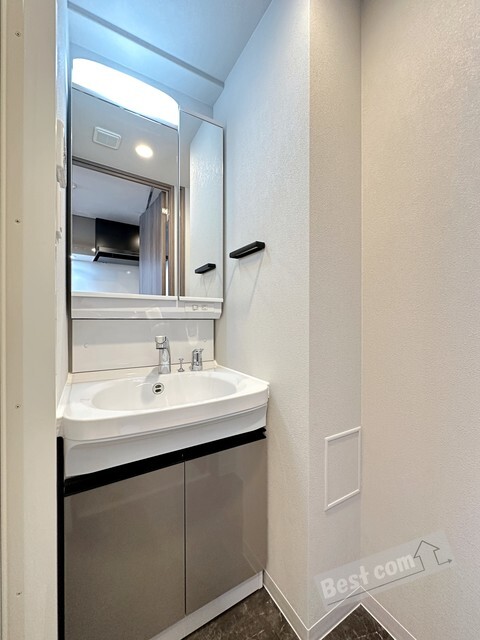 拡大写真:S-RESIDENCE堺湊駅前azure 3階307の内観