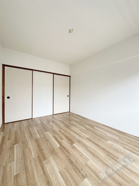拡大写真:安田マンション 2階205の内観