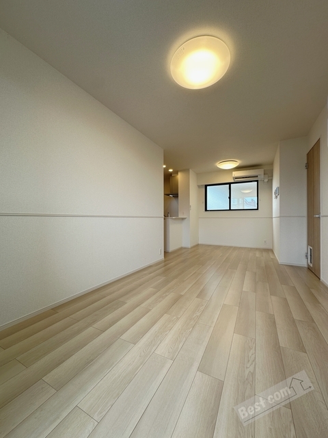 拡大写真:Luce’s 1階101の内観