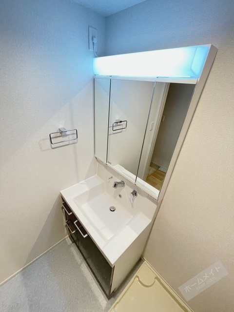 拡大写真:ルミウスV 3階302の内観