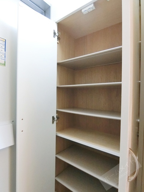 拡大写真:レオパレスフォンターナ老松 1階103の内観