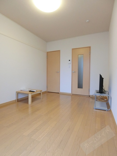 拡大写真:レオパレスフォンターナ老松 1階103の内観