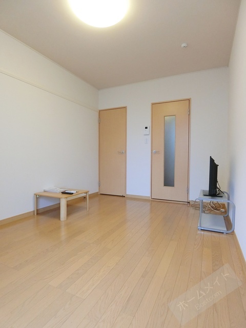 拡大写真:レオパレスフォンターナ老松 1階103の内観