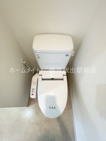 拡大写真:ヴァンスタージュ大阪城EAST 2階207のトイレ