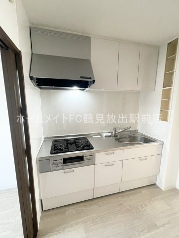 拡大写真：ローズYW718 1階102のキッチン
