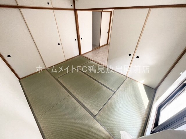 拡大写真：ローズYW718 1階102の和室