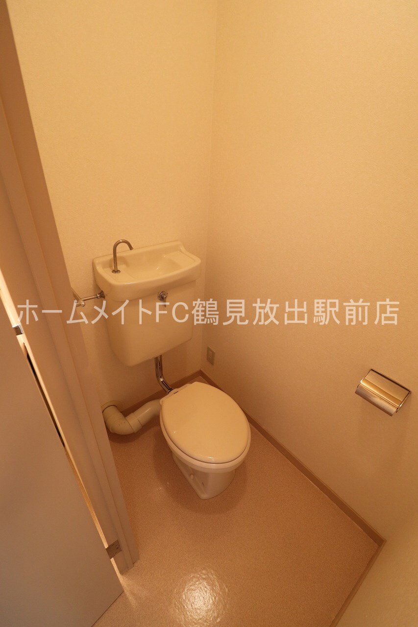 拡大写真:シャトー中村 3階303のトイレ