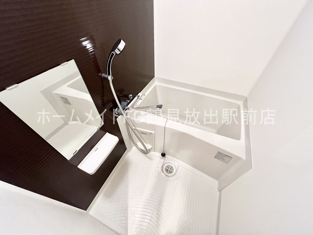 拡大写真:Luxe鶴見 7階704の風呂