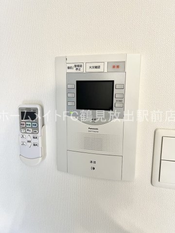 拡大写真:Luxe鶴見 7階704のセキュリティ