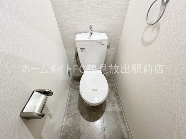 拡大写真:レーゼンハイム 3階306のトイレ