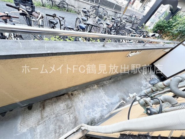 拡大写真:レジデンス放出 4階402のバルコニー