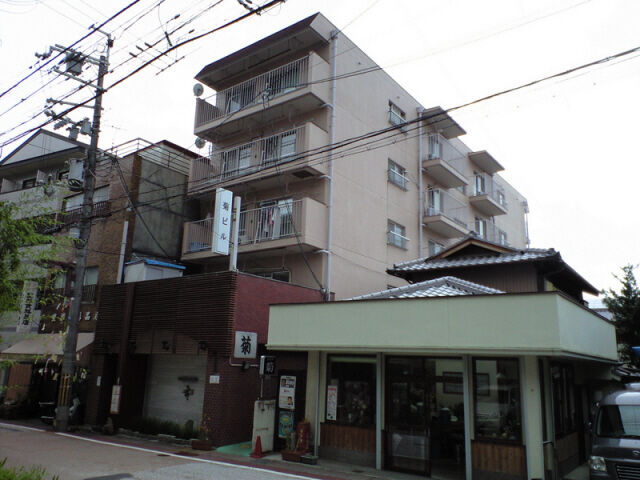 菊ビルの外観