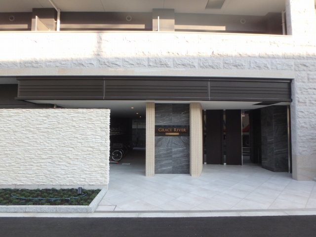 拡大写真：大阪市西区川口２丁目 9階901のエントランス