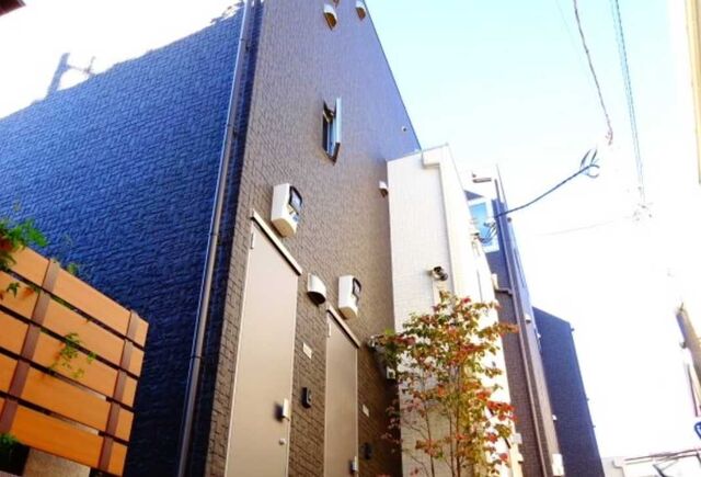 世田谷区三軒茶屋1丁目の外観