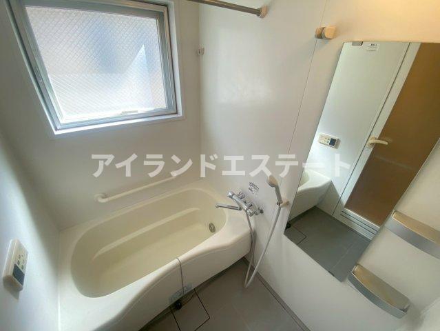 拡大写真:ステランテ駒沢 2階202の風呂
