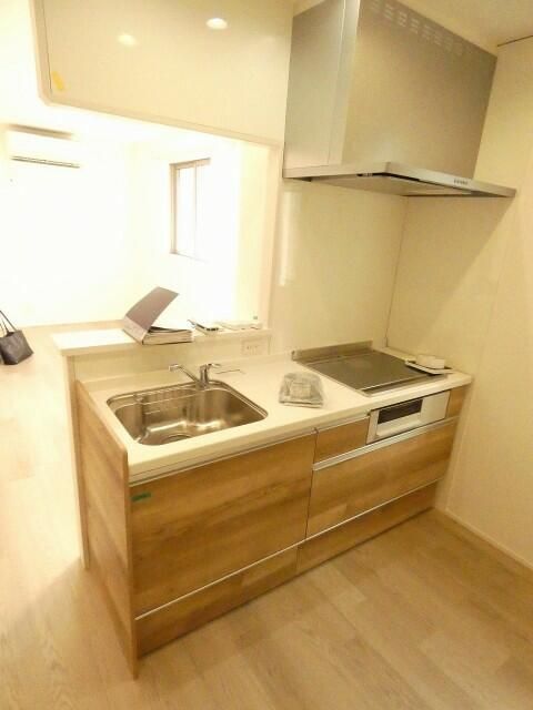 拡大写真:世田谷区野沢2丁目 2階201のキッチン