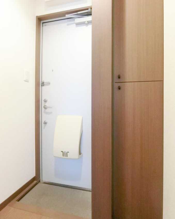 拡大写真:世田谷区駒沢5丁目 2階202の玄関