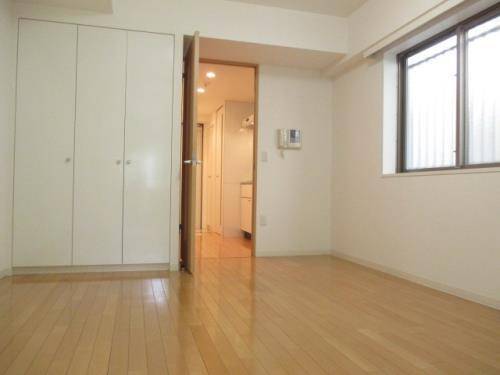 拡大写真:世田谷区駒沢4丁目 2階201の居間