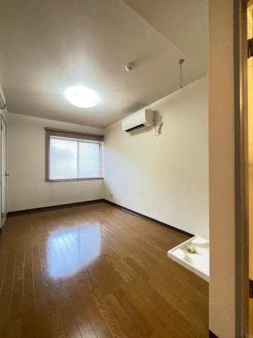 拡大写真:駒場東大前 山形屋ビル 3階303の居間