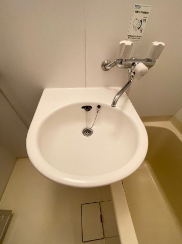 拡大写真:駒場東大前 山形屋ビル 3階303の洗面所