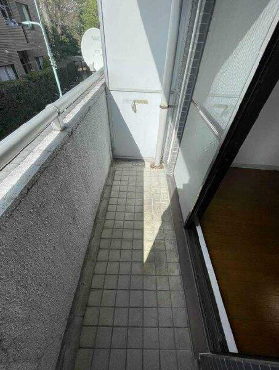 拡大写真:目黒区上目黒5丁目 2階208のバルコニー