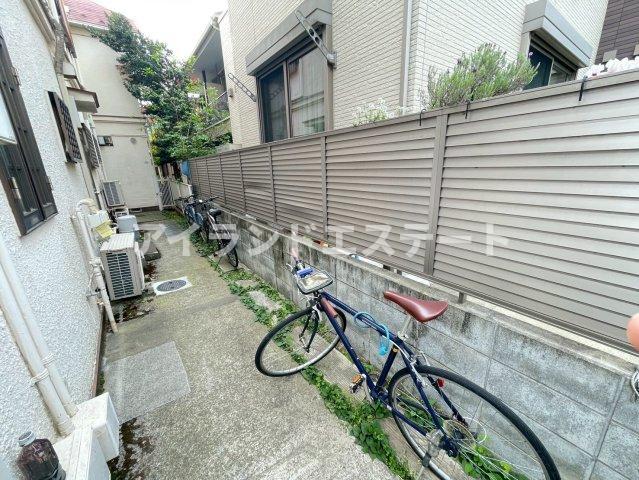拡大写真:ミワハイツ 2階202のその他共有部分