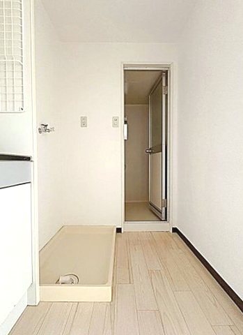 拡大写真：Atともえ 3階301のリビング