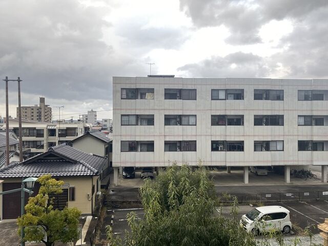 拡大写真:コンチャルビル 3階302の外観