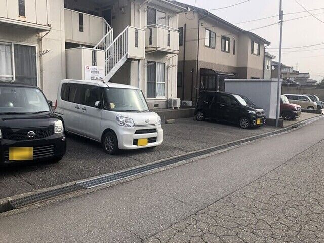 拡大写真:ハイム松が丘 2階202の外観