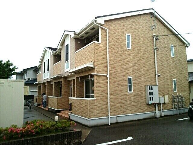 クラール辰口の外観