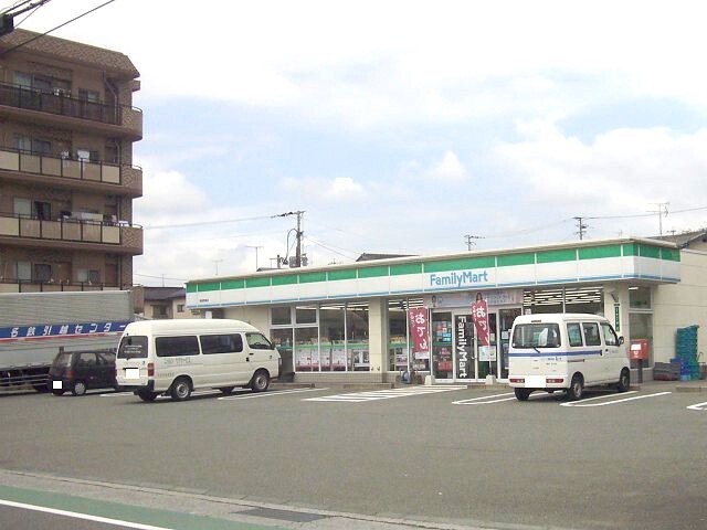 拡大写真:ハイデンス高雄B 1階101のファミリーマート筑紫野紫店600m