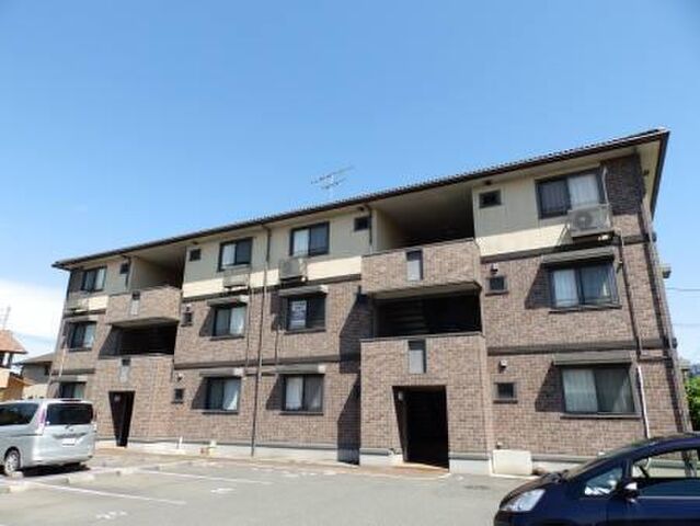 拡大写真：ペニーレーン 1階D102の外観