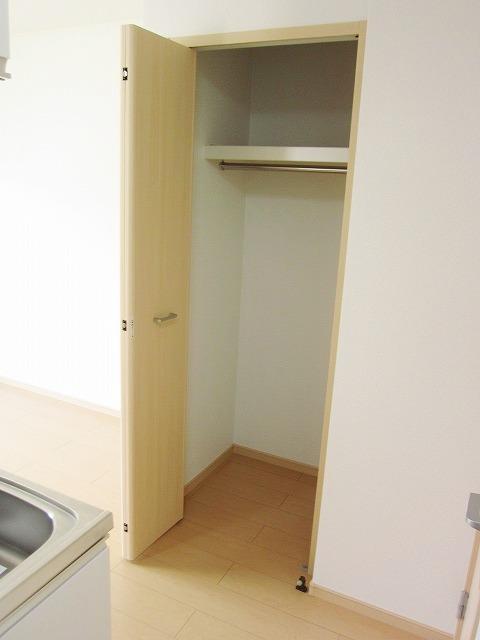 拡大写真：ガーデニア 2階201の内観