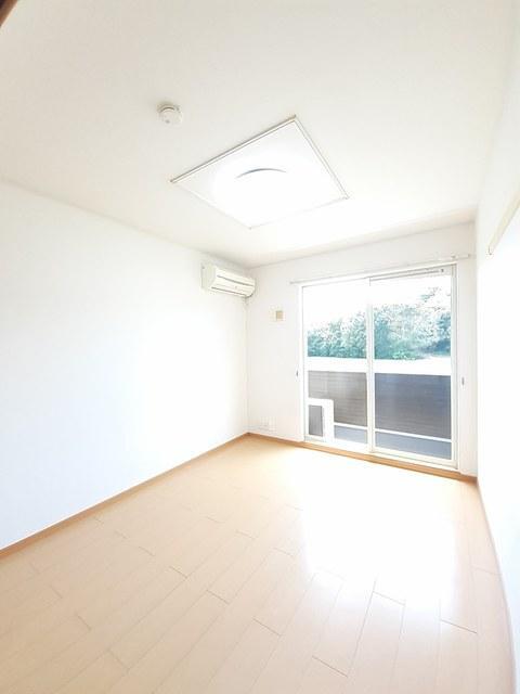 拡大写真：セレノ吉田 1階103の内観