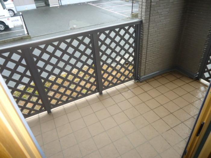 拡大写真：セジュールB棟 1階101の専用庭