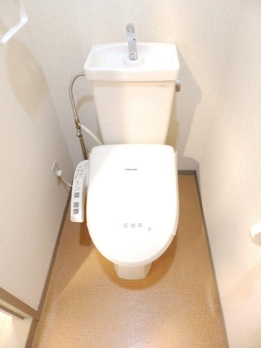拡大写真：ダラミー小串 3階302の温水洗浄暖房便座