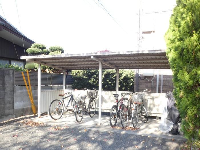 拡大写真：サニーコートA棟（則貞） 2階202の駐輪場