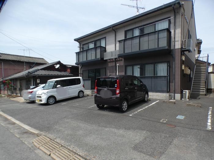 拡大写真：スターハイツ 1階101の駐車場