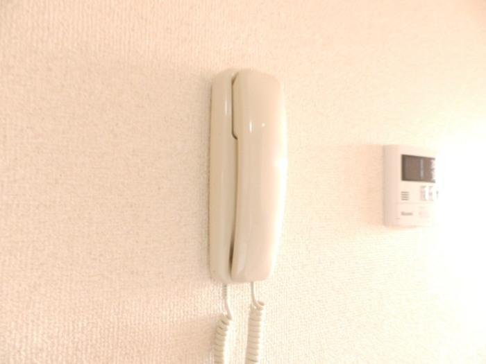 拡大写真：ウィルモア床波　A棟 2階201のインターホン