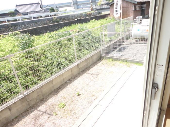 拡大写真：グランモアはら 1階105の専用庭
