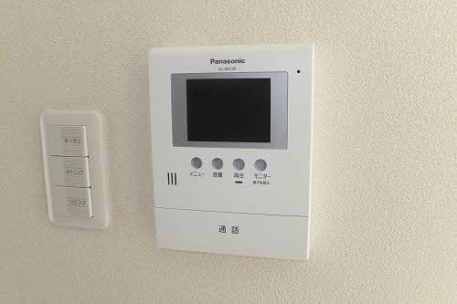 拡大写真：シャーメゾンフィオーレ 1階102のTVモニターホン